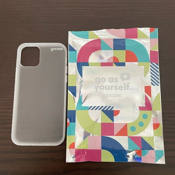 iPhone 12| iPhone 12Pro silicone Case.New - Picture 1 of 3